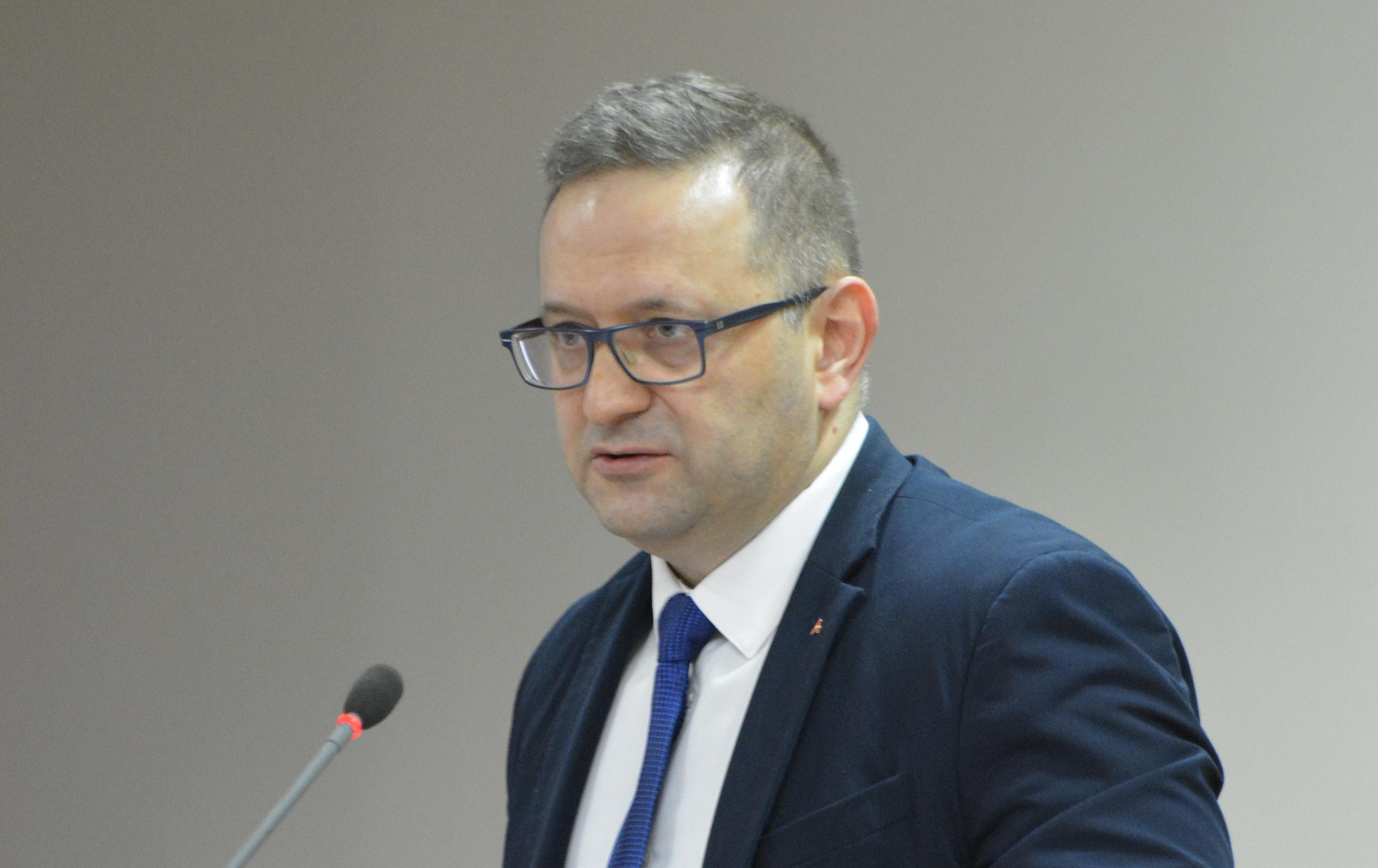 Заместитель Председателя ФНПР Александр Шершуков прокомментировал объединение соцфондов предпросмотр